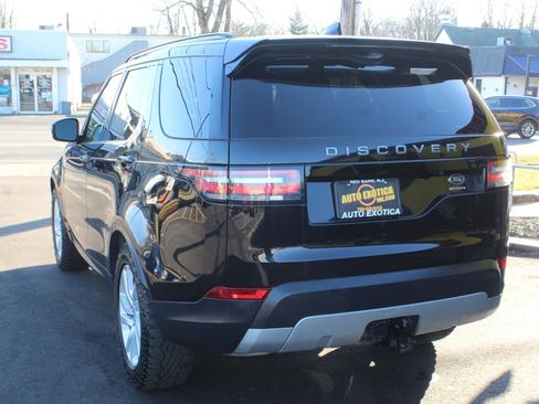Used 2017 Land Rover Discovery HSE AWD/4WD image 2