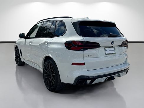 New 2026 BMW X5 xDrive40i w/ M Sport Package AWD/4WD image 5