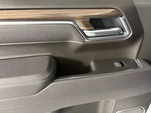 Used 2025 Chevrolet Silverado 1500 LT w/ Safety Package image 44