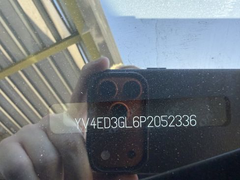 Used 2023 Volvo C40 P8 Recharge Plus image 44