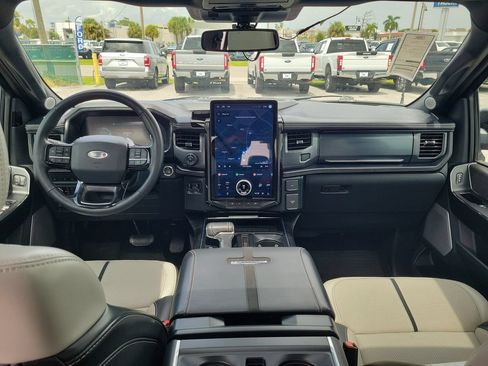 Used 2023 Ford F150 Lightning Platinum AWD/4WD image 12