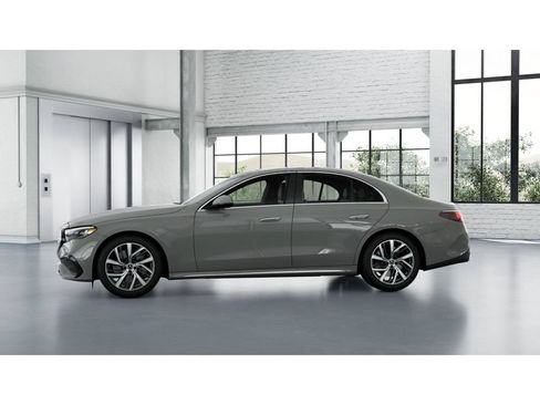 New 2027 Mercedes-Benz E 450 4MATIC Sedan image 35