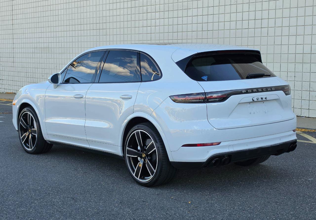 Used 2019 Porsche Cayenne Turbo AWD/4WD image 5