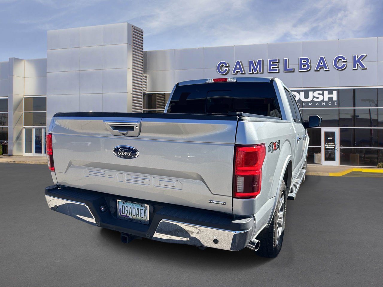 Used 2019 Ford F150 Lariat w/ Equipment Group 502A Luxury AWD/4WD image 4