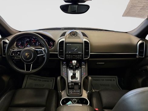 Used 2016 Porsche Cayenne w/ Premium Package Plus AWD/4WD image 59