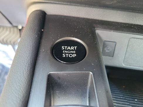 New 2026 Nissan Kicks SR w/ Cold Weather Package AWD/4WD image 34