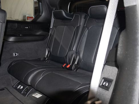 Used 2022 Jeep Grand Cherokee L Overland w/ Luxury Tech Group IV AWD/4WD image 22