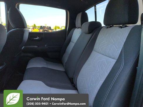 Used 2023 Toyota Tacoma TRD Sport w/ Technology Package AWD/4WD image 25