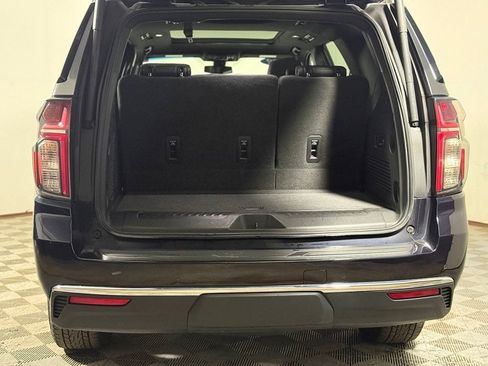 Used 2022 Chevrolet Tahoe LT w/ Luxury Package AWD/4WD image 6