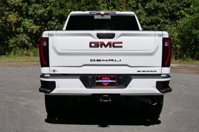 Used 2024 GMC Sierra 2500 Denali AWD/4WD image 8