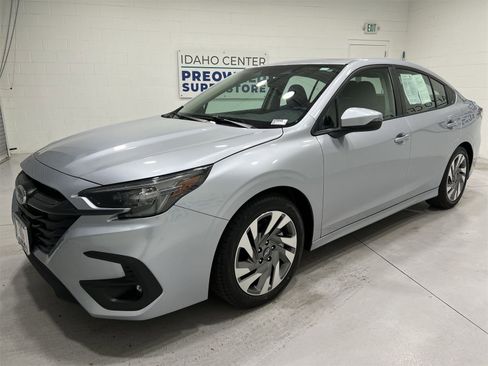 Certified 2025 Subaru Legacy Limited image 4