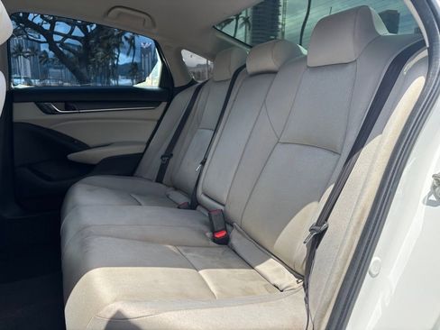 Used 2020 Honda Accord LX image 10