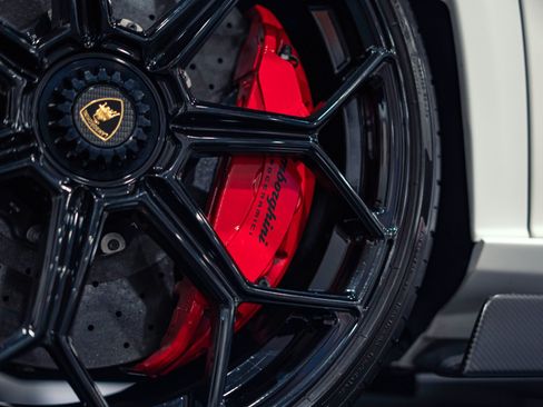 Used 2020 Lamborghini Aventador SVJ AWD/4WD image 60