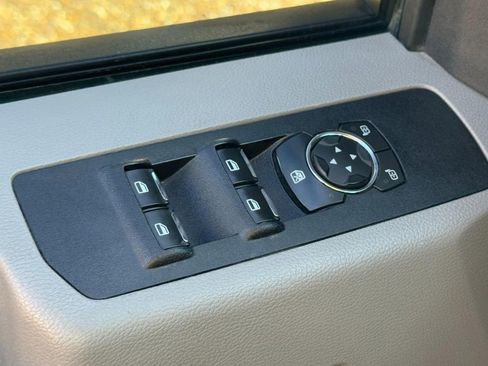 Used 2020 Ford F250 XL w/ STX Appearance Package image 21