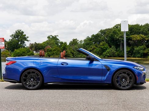 Used 2023 BMW M4 xDrive Competition w/ M Driver's Package AWD/4WD image 2