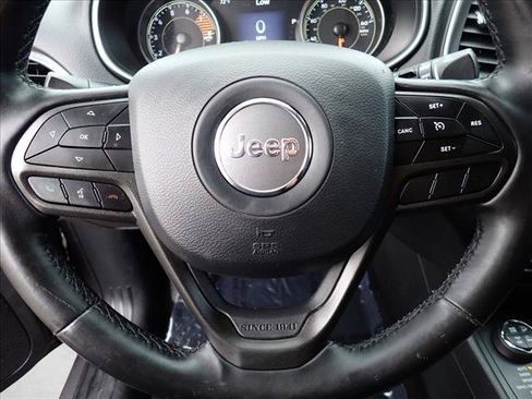 Used 2020 Jeep Cherokee Trailhawk w/ Cold Weather Group AWD/4WD image 16