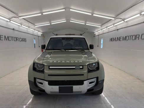 Used 2022 Land Rover Defender 110 SE AWD/4WD image 2