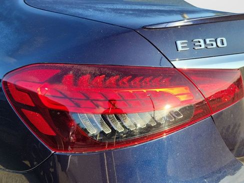 Used 2021 Mercedes-Benz E 350 Sedan image 11