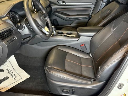 Used 2022 Nissan Altima 2.5 SR AWD/4WD image 19