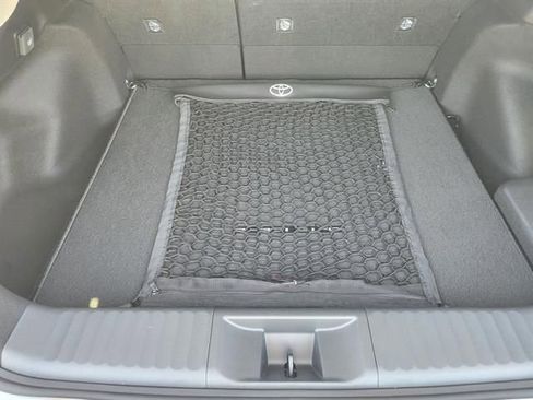 New 2026 Toyota Prius SE image 22