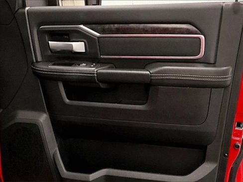 Used 2024 RAM 2500 Big Horn w/ Bed Utility Group image 17