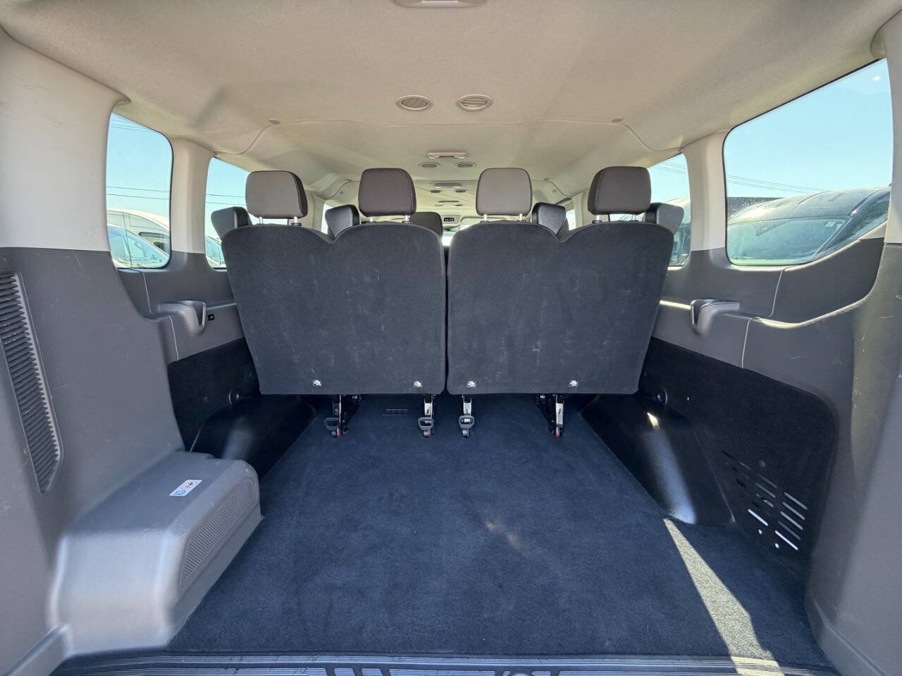 Used 2024 Ford Transit 350 XLT RWD image 34