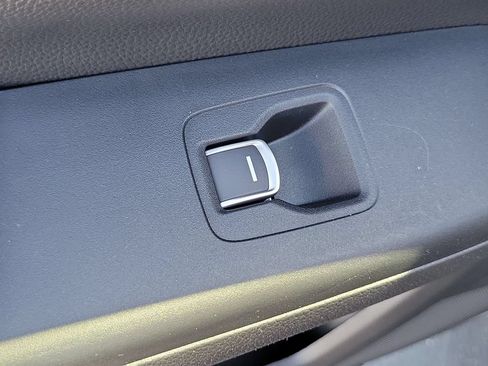 Certified 2024 Honda CR-V EX-L image 17