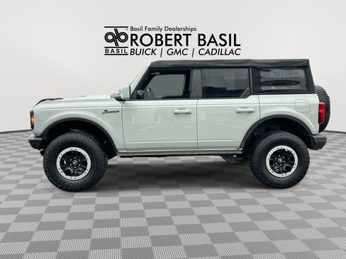 Used 2022 Ford Bronco Black Diamond w/ Sasquatch Package AWD/4WD image 5
