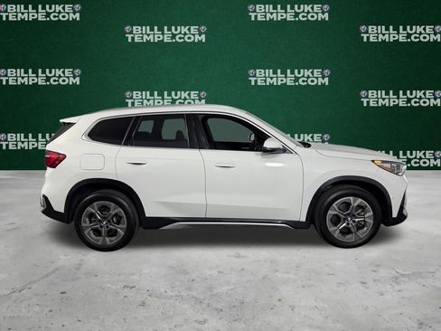 Used 2025 BMW X1 xDrive28i w/ Convenience Package AWD/4WD image 4