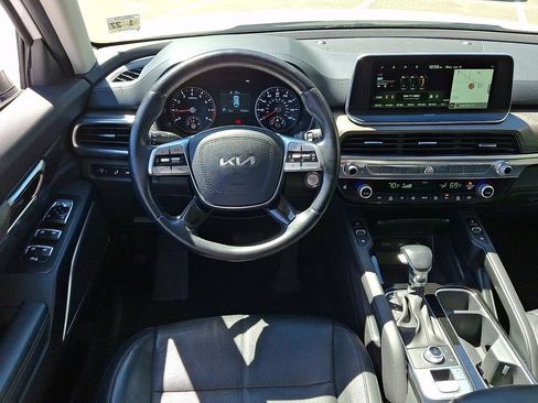 Used 2022 Kia Telluride EX w/ EX Premium Package AWD/4WD image 12