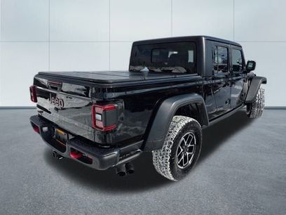 Used 2024 Jeep Gladiator Rubicon w/ Technology Group