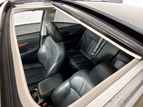 Used 2010 Subaru Outback 2.5i Limited AWD/4WD image 24