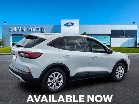 New 2026 Ford Escape Active w/ Tech Pack #1 FWD image 9