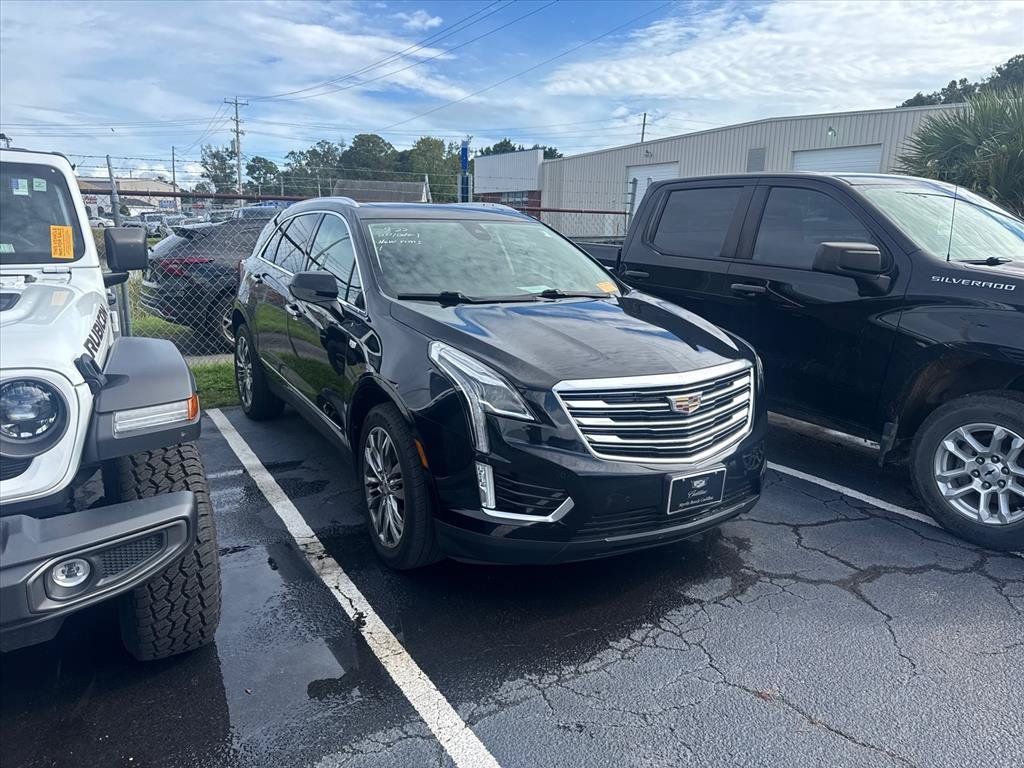 Used 2017 Cadillac XT5 Premium Luxury w/ LPO, Wheel Lock Package AWD/4WD image 1