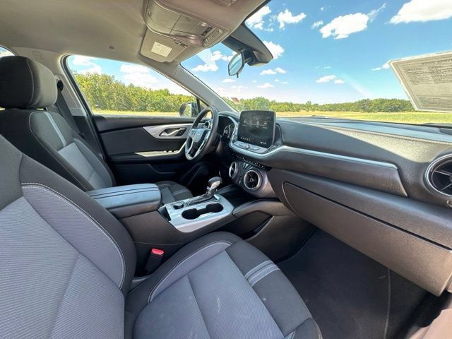 Used 2025 Chevrolet Blazer LT FWD image 15