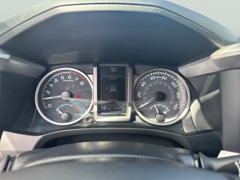 Used 2021 Toyota Tacoma SR5 w/ Trail Edition AWD/4WD image 13