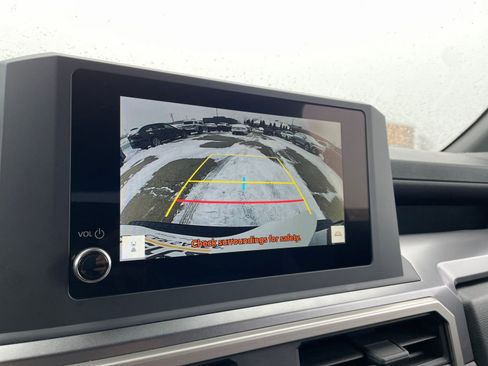 Used 2025 Toyota 4Runner TRD Off-Road image 17