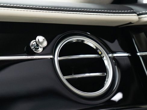 New 2026 Bentley Flying Spur Plug-In Hybrid AWD/4WD image 42