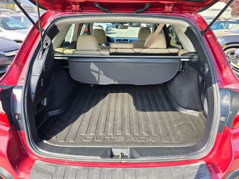 Used 2019 Subaru Outback 2.5i Limited AWD/4WD image 16