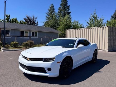 Used 2015 Chevrolet Camaro LS RWD image 1