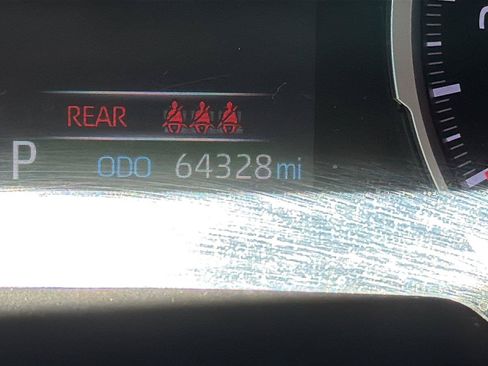 Used 2022 Toyota RAV4 XLE Premium FWD image 13