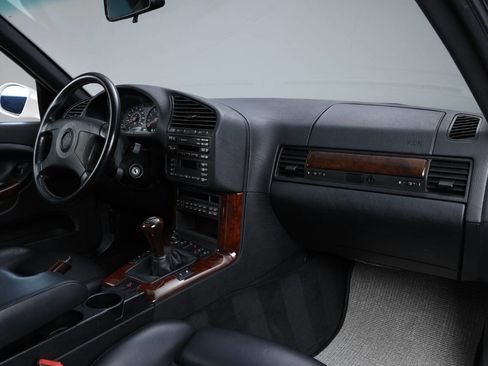 Used 1996 BMW M3 Coupe image 71