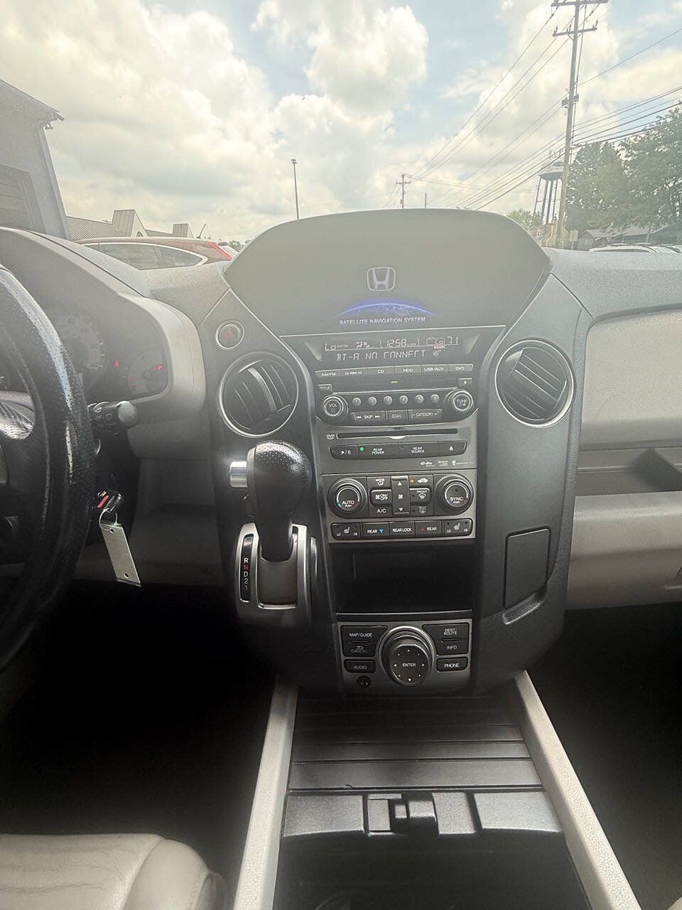 Used 2013 Honda Pilot Touring image 18