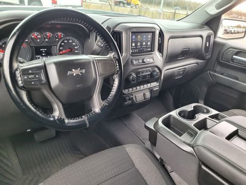 Used 2022 Chevrolet Silverado 1500 Custom Trail Boss w/ LPO, Dark Essentials Package image 7