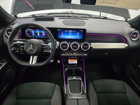 New 2026 Mercedes-Benz GLB 250 4MATIC image 17