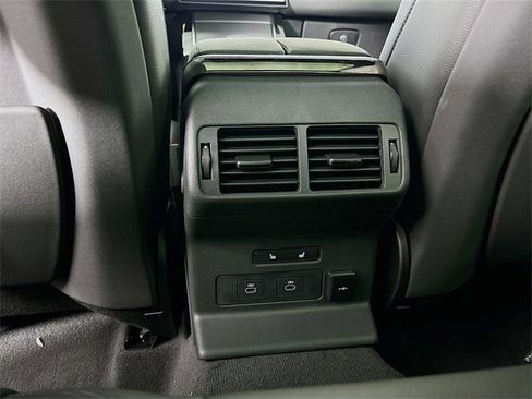 Used 2026 Land Rover Range Rover Velar S image 25