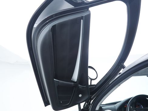 Used 2006 Mercedes-Benz SLR image 22