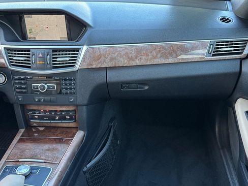 Used 2013 Mercedes-Benz E 350 BlueTEC Sedan image 29