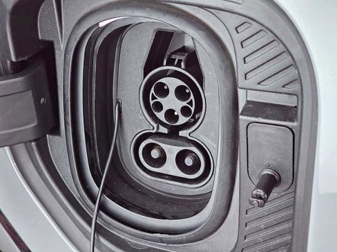 Used 2025 GMC Hummer EV 3X w/ Extreme Off-Road Package image 15