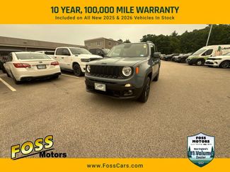 Used 2018 Jeep Renegade Altitude AWD/4WD video 1
